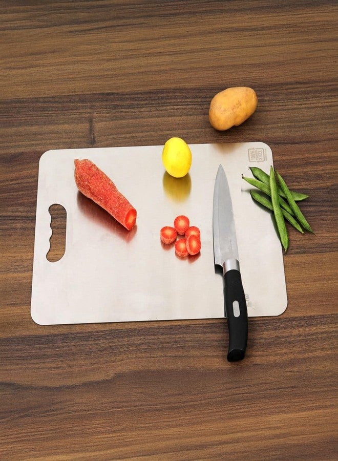 VOLTURI Stainless Steel Chopping Board (32 x 21.5 CM), Vegetable Cutting Board, Premium SUS304 Vegetable and Fruit Cutter Pad, Heavy-Duty Metal Chopping Board - Image 4